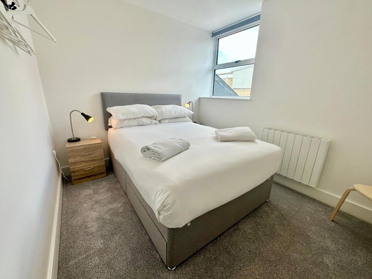 Fountain Apartment No 5 With Free Parking Йорк Екстериор снимка